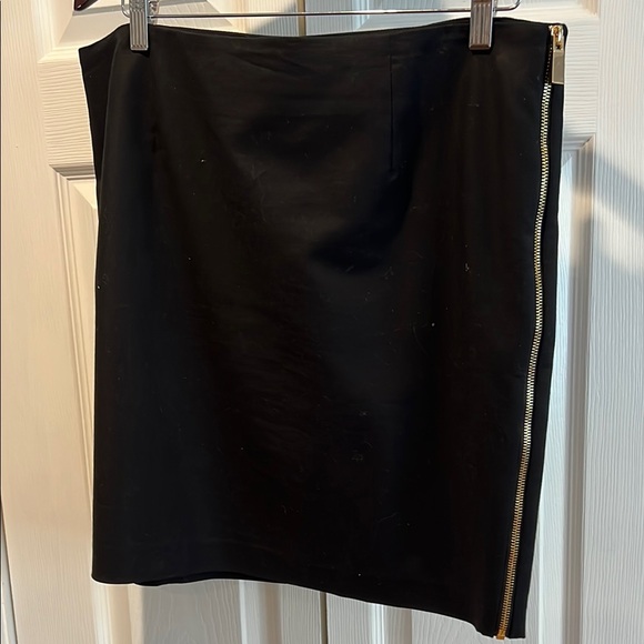 Vince Camuto Black Side Zip Skirt - Picture 1 of 6